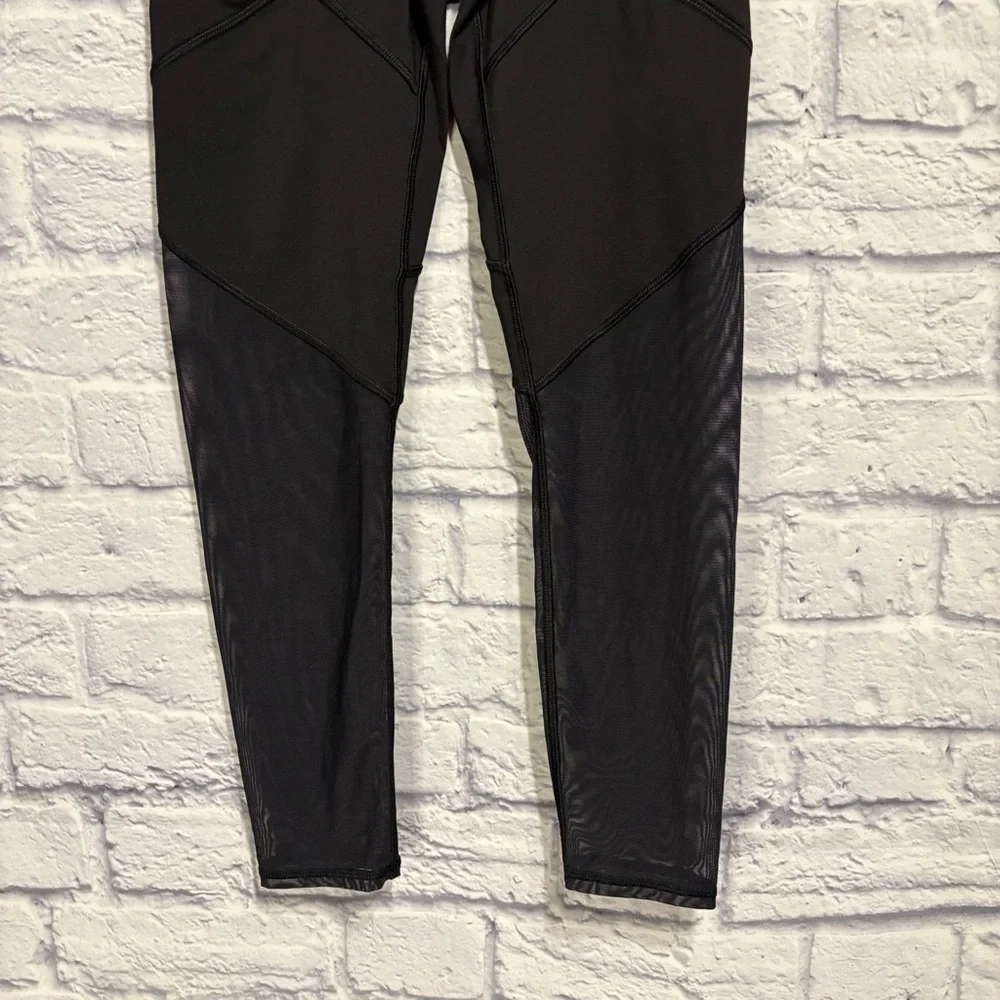 Ivivva by Lululemon Black Mesh Leggings with Striped Waistband Size 12 - Picture 3 of 9